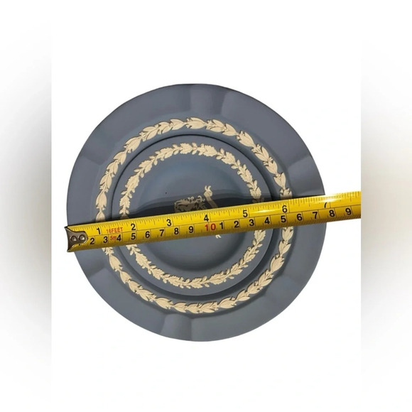 WEDGWOOD Vtg Blue Jasperware Mini Plate City of London Crest 4.5” &  7” … - Picture 8 of 8